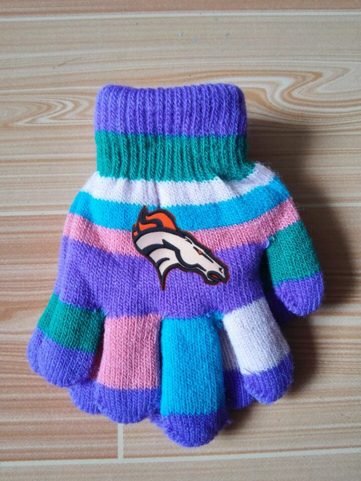 Broncos Kids Knit Gloves5