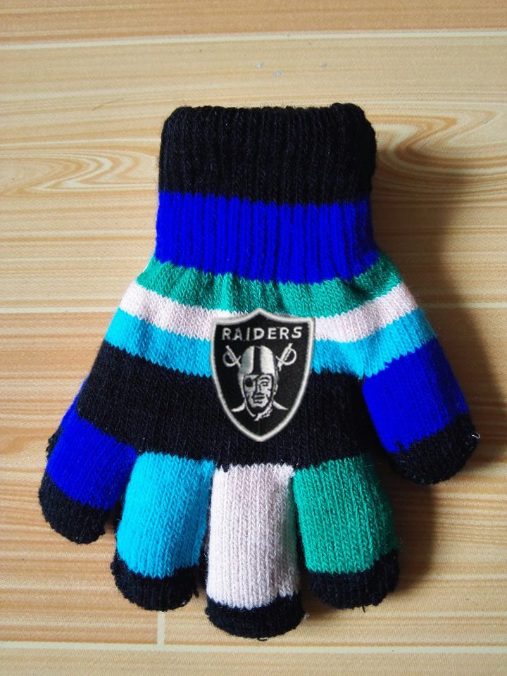 Raiders Kids Knit Gloves4