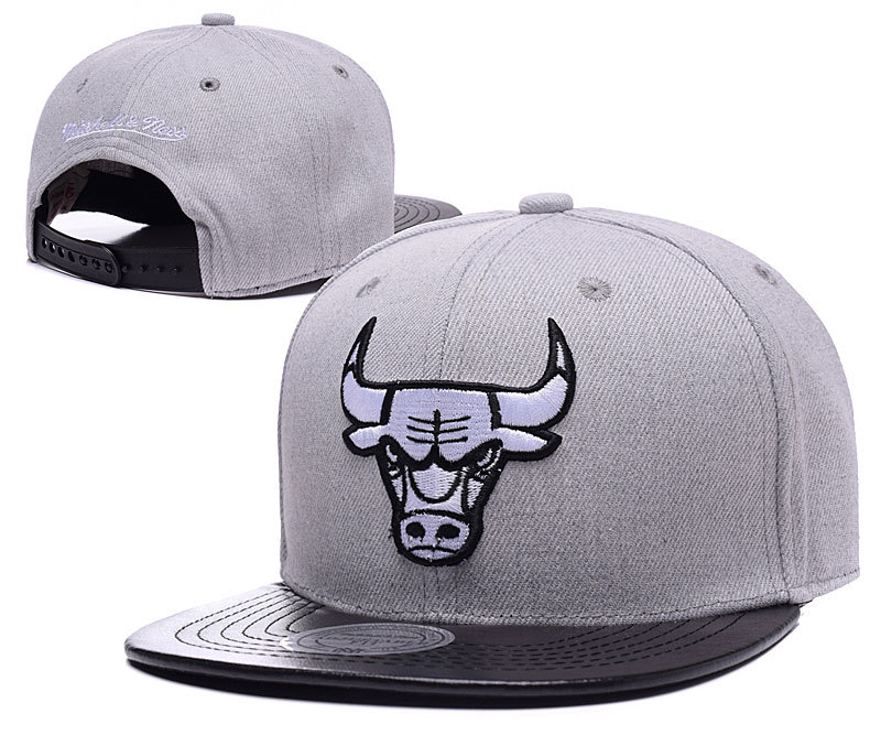 Bulls Grey Adjustable Cap LH3