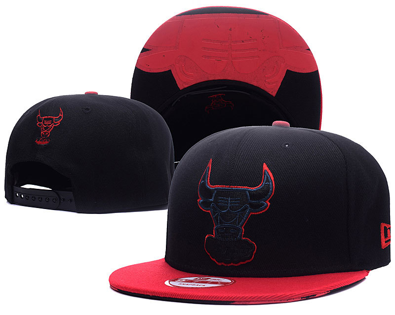 Bulls Windy City Black Adjustable Hat GS