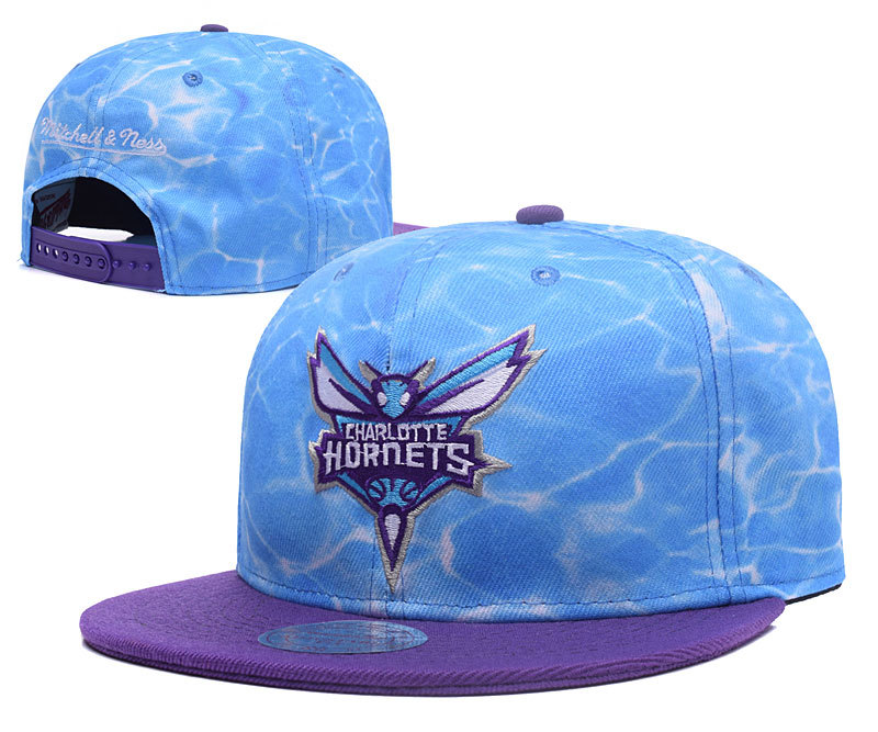 Hornets Team Logo Blue Mitchell & Ness Adjustable Hat GS