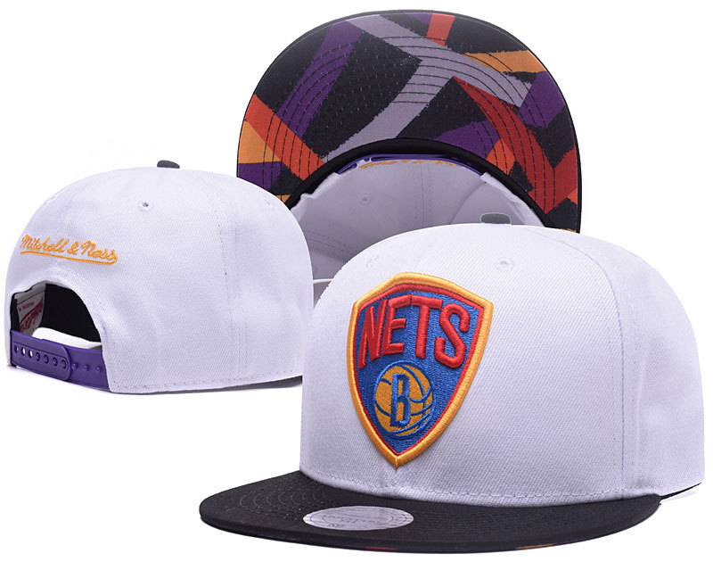 Nets Team Logo White Mitchell & Ness Adjustable Hat GS