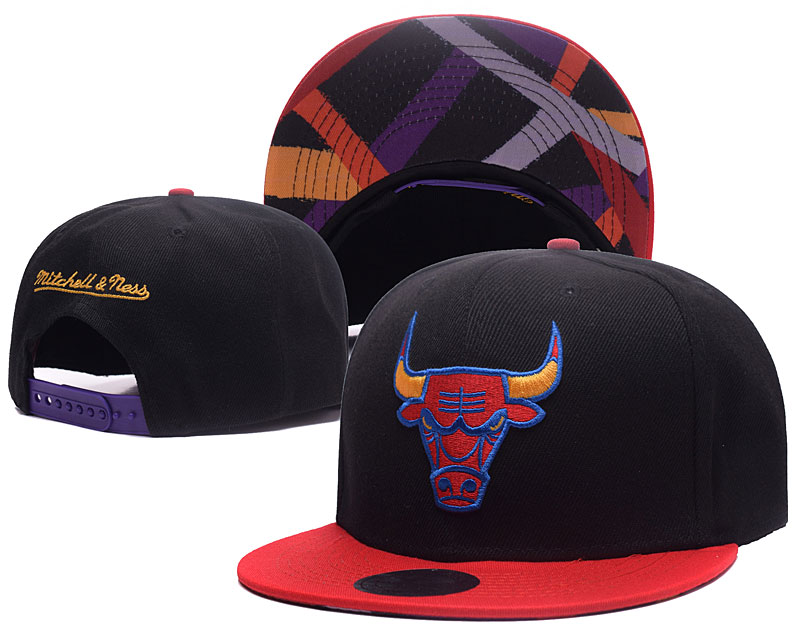 Bulls Cool Logo Black Adjustable Hat YS