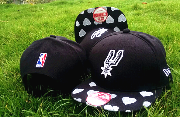 Spurs Team Logo Black Adjustable Hat GF