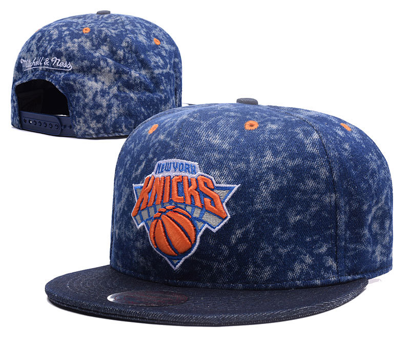 Knicks Team Logo Mitchell & Ness Adjustable Hat GS