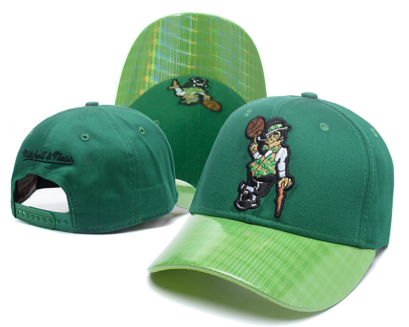 Celtics Team Logo Green Mitchell & Ness Peaked Adjustable Hat GS