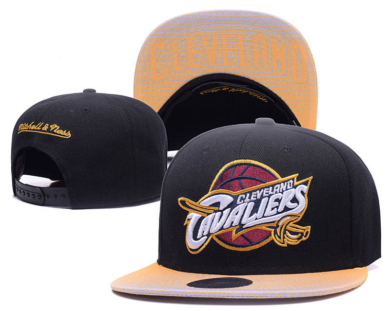 Cavaliers Team Logo Black Mitchell & Ness Adjustable Hat GS