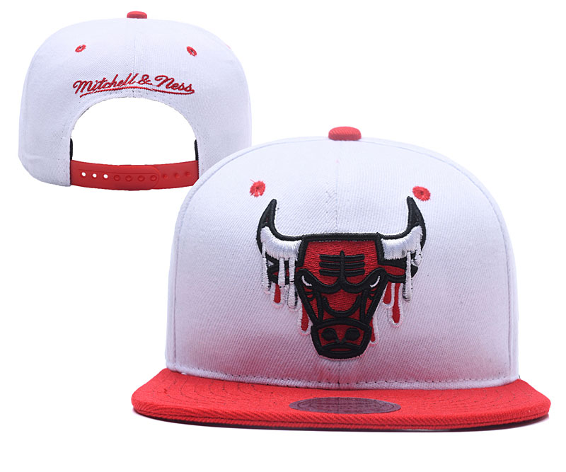 Bulls Team Logo White Mitchell & Ness Adjustable Hat YD