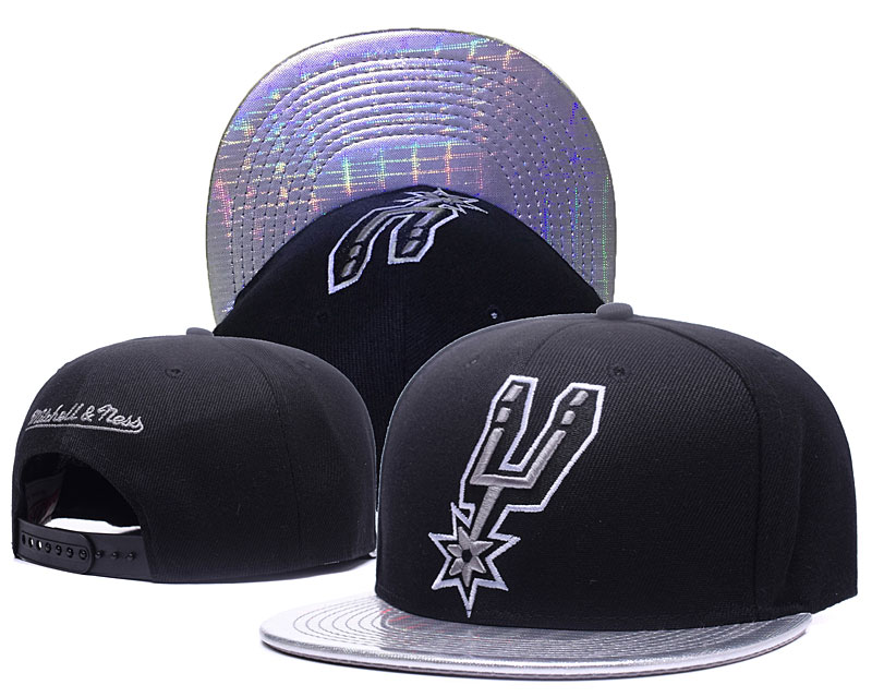 Spurs Fresh Logo Black Silver Mitchell & Ness Adjustable Hat GS