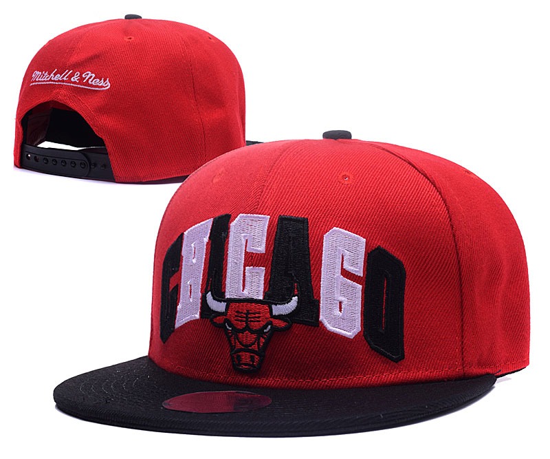 Bulls Team Logo Black Red Mitchell & Ness Adjustable Hat GS