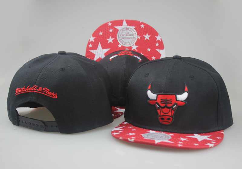 Bulls Team Logo Black Red With Star Mitchell & Ness Adjustable Hat LT