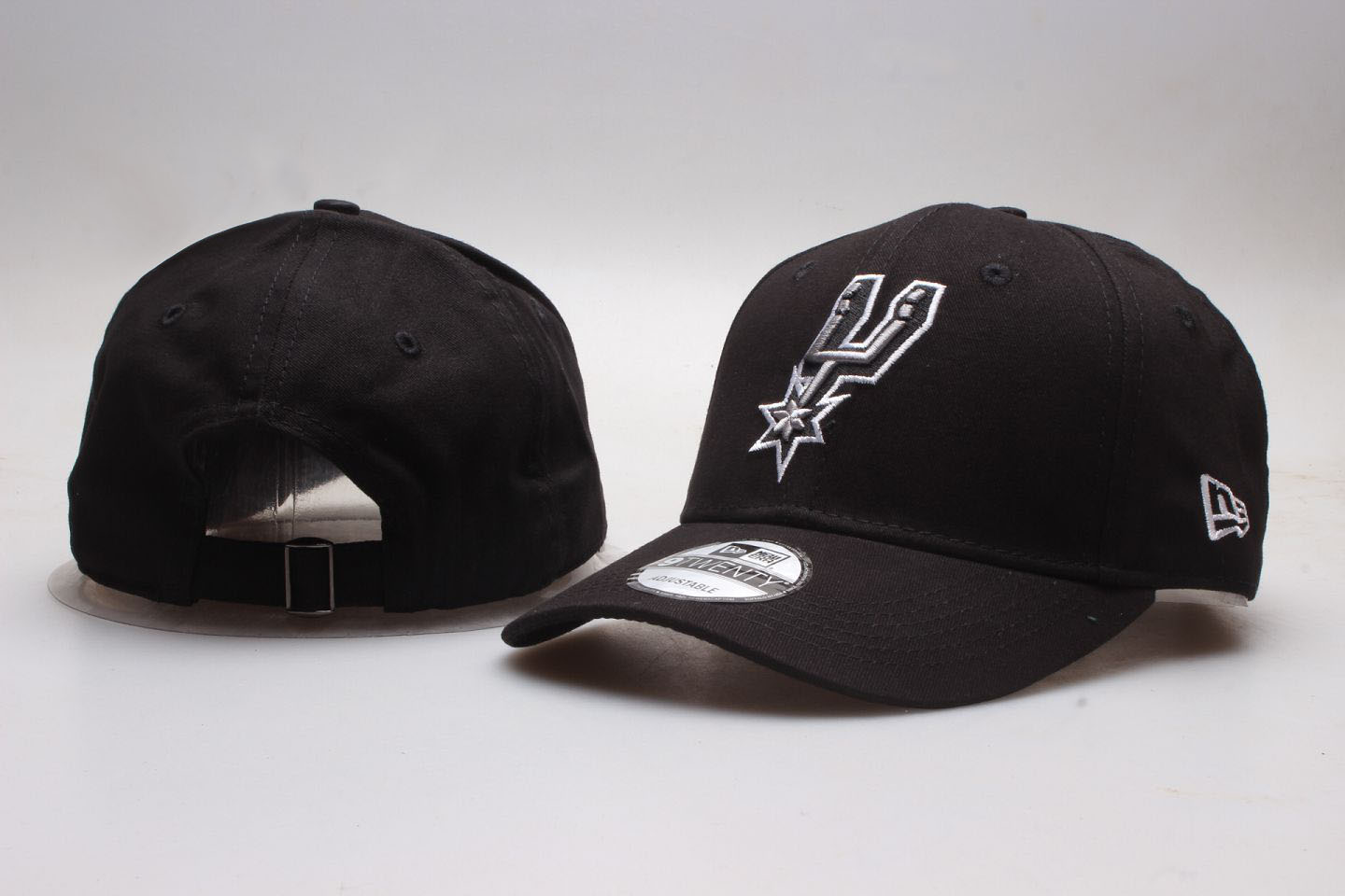 Spurs Team Logo Black Peaked Adjustable Hat YP