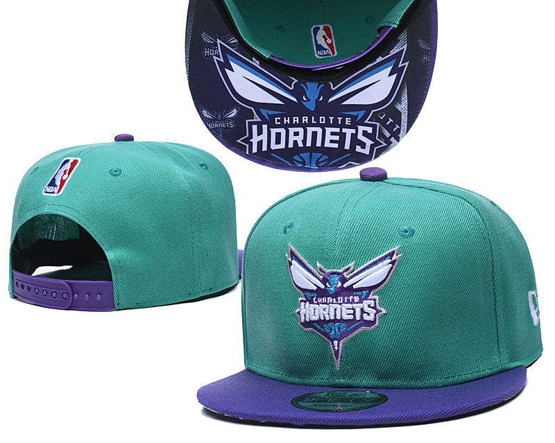 Hornets Team Logo Green Adjustable Hat TX
