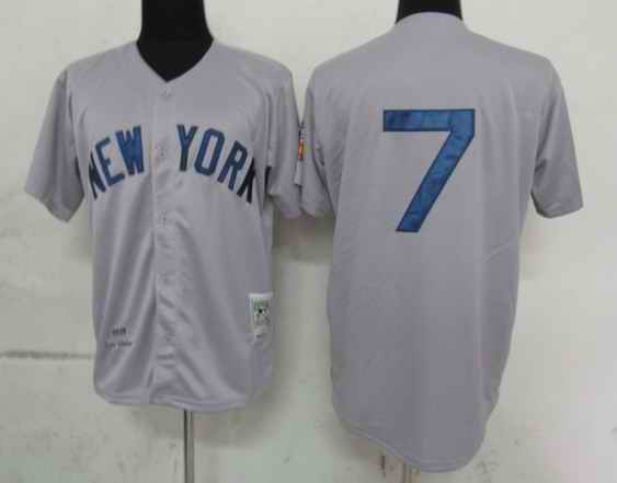 Yankees 7 Grey jerseys