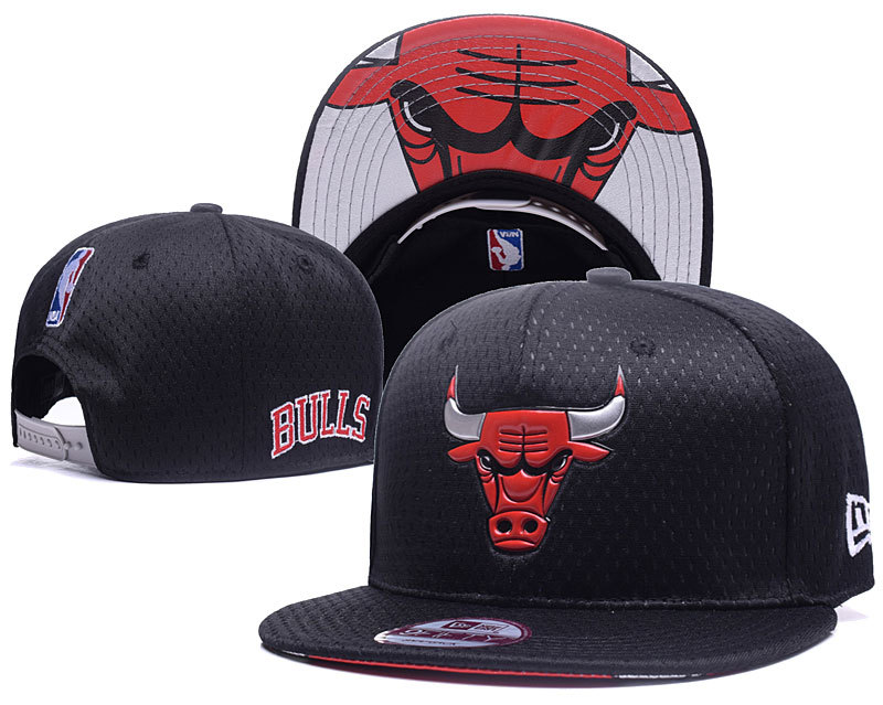 Bulls Team Logo Black Adjustable Hat YD
