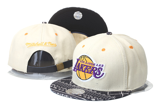 Lakers Team Logo Cream Mitchell & Ness Adjustable Hat GS
