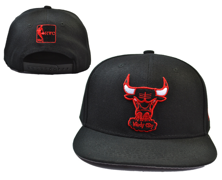 Bulls Black Adjustable Cap LH47
