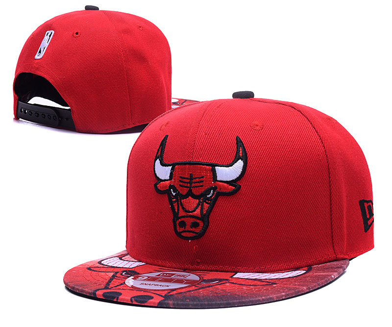 Bulls Team Logo Red Mitchell & Ness Adjustable Hat LH02