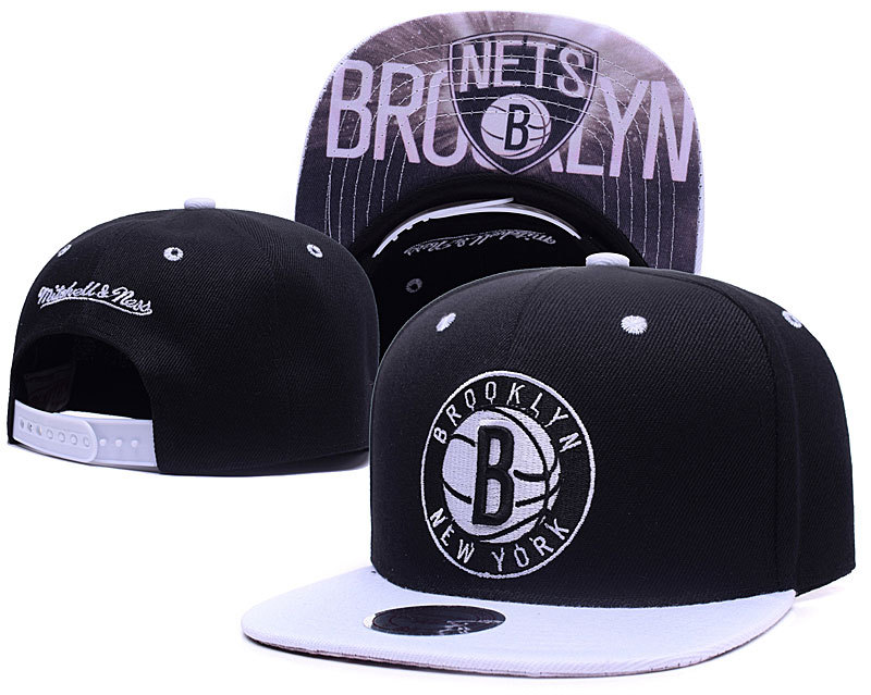 Nets Team Logo Black Mitchell & Ness Adjustable Hat LH