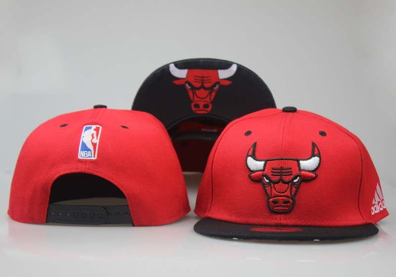 Bulls Team Logo Red Adjustable Hat LT