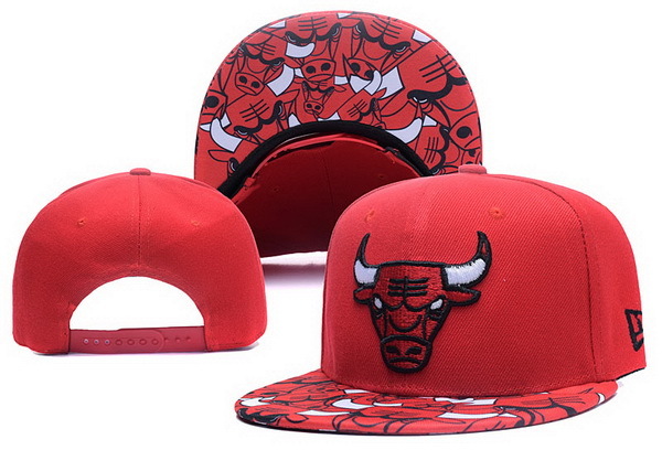 Bulls Team Logo Red Adjustable Hat2