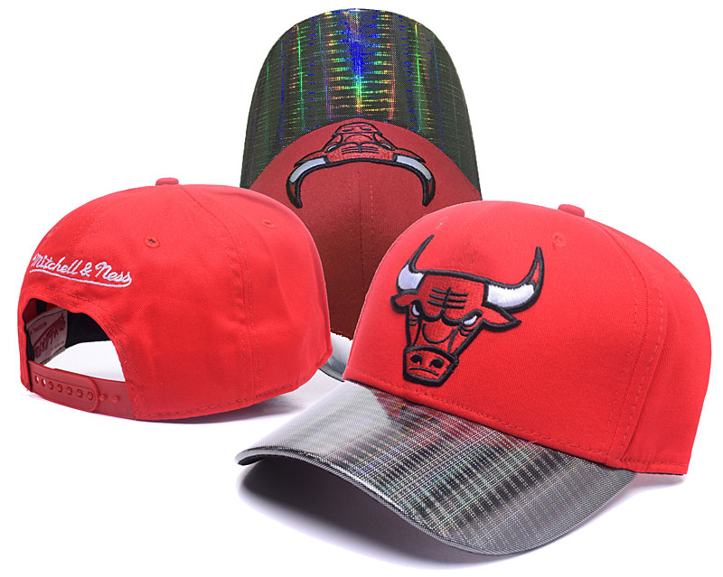 Bulls Team Logo Red Peaked Adjustable Hat GS