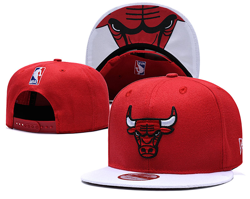 Bulls Fresh Logo Red Adjustable Hat TX