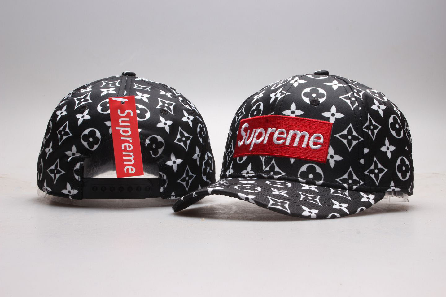 Supreme Fresh Logo Black Snapback Adjustable Hat YP