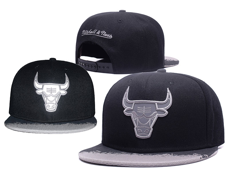 Bulls Reflective Logo Black Adjustable Hat GS