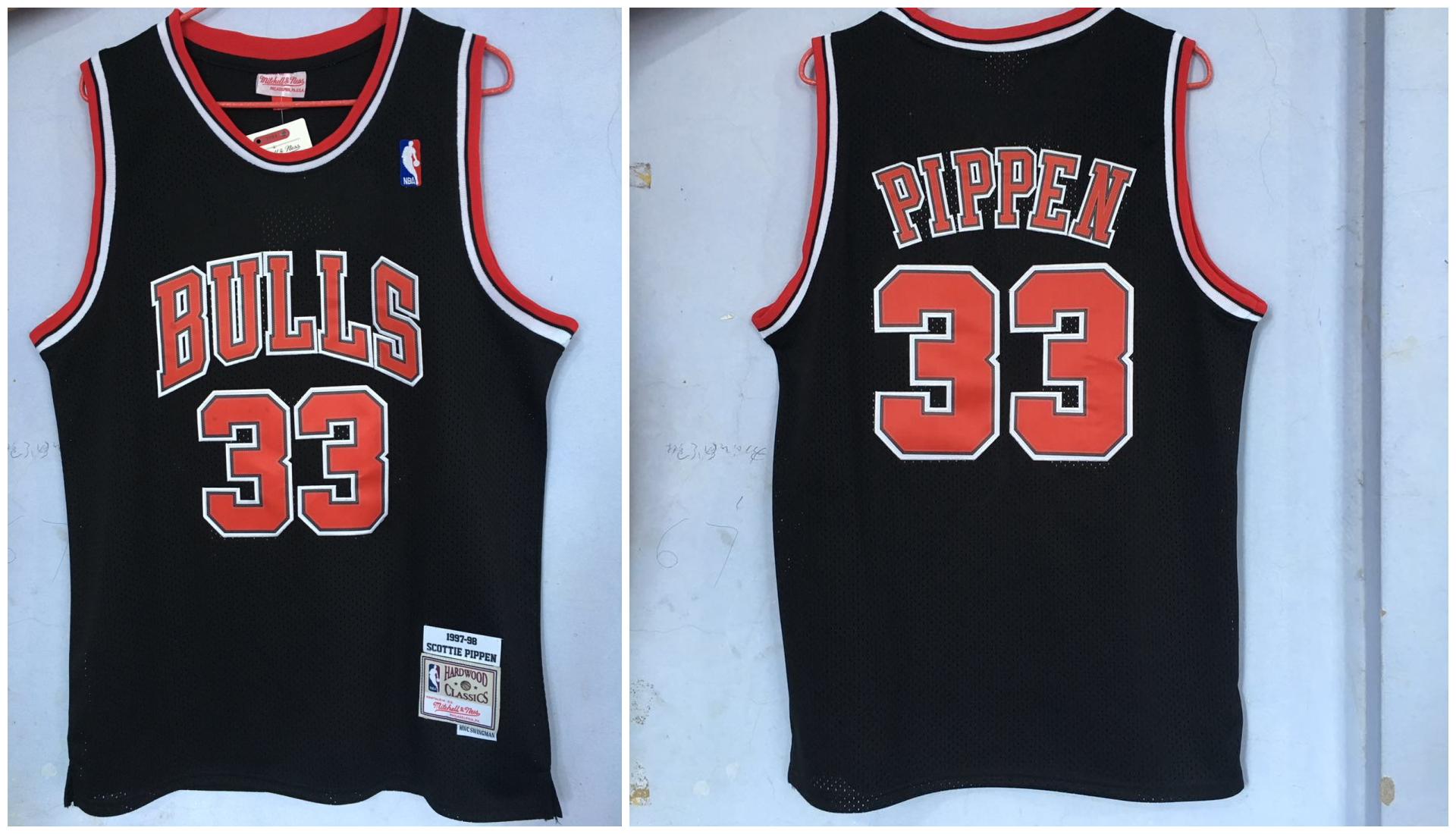 Bulls 33 Scottie Pippen Black 1997-98 Hardwood Classics Jersey