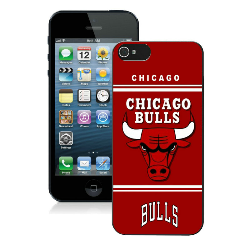 Chicago Bulls-iPhone-5-Case-01